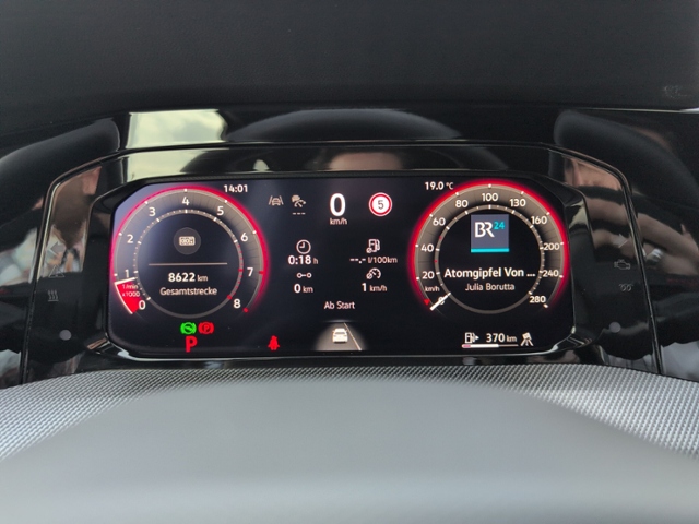 Golf VIII GTI 2.0 TSI PANO+360°+HEAD-UP+IQ.LIGHT
