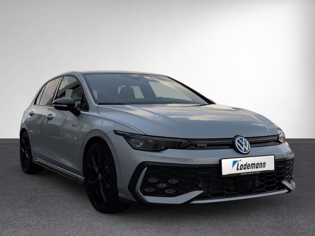Golf VIII GTI 2.0 TSI PANO+360°+HEAD-UP+IQ.LIGHT