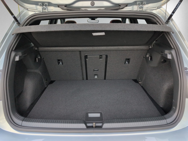 Golf VIII GTI 2.0 TSI PANO+360°+HEAD-UP+IQ.LIGHT