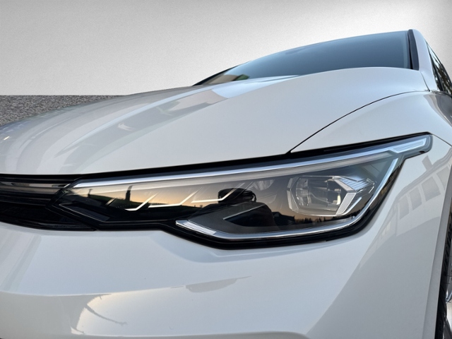 Golf 1.0 TSI FACELIFT AHK+HEAD-UP+RFK+ACC+NAVI.+