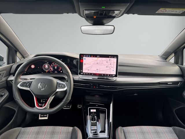 Golf VIII GTI 2.0 TSI PANO+360°+HEAD-UP+IQ.LIGHT