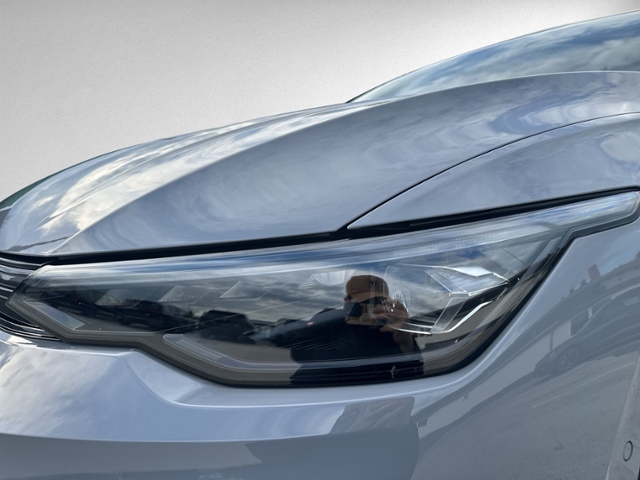 Golf VIII GTI 2.0 TSI PANO+360°+HEAD-UP+IQ.LIGHT