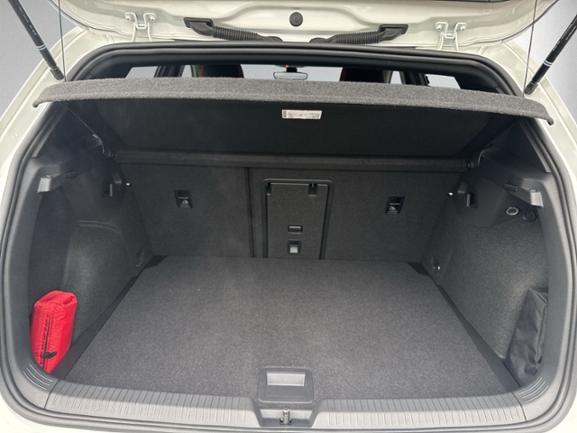 Golf VIII GTI Clubsport PANO+DCC+HEAD-UP+RFK+AKR