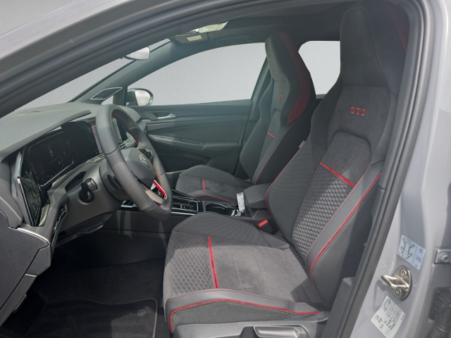 Golf VIII GTI Clubsport PANO+DCC+HEAD-UP+RFK+AKR