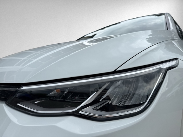 Golf VIII 1.5 TSI Life LED+NAVI+ACC+SHZ+PDC+VIRT