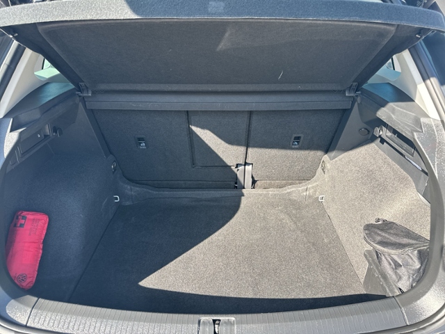 Tiguan 2.0 TDI DSG MATRIX-LED+NAVI+RFK+eHECK+ACC