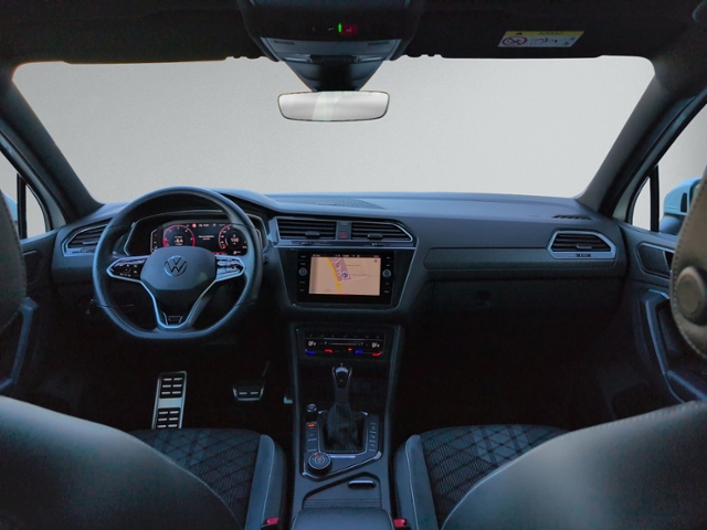 Tiguan 2.0 TDI DSG R-LINE ALLRAD IQ.LIGHT+AHK+eH