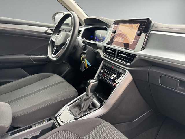 T-Roc 2.0 TDI DSG LED+NAVI+ACC+PARK-ASSIST+SIHZ+