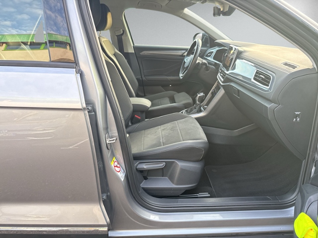 T-Roc 1.5 TSI DSG STYLE STANDHZ+LED+NAVI.+eHECK+