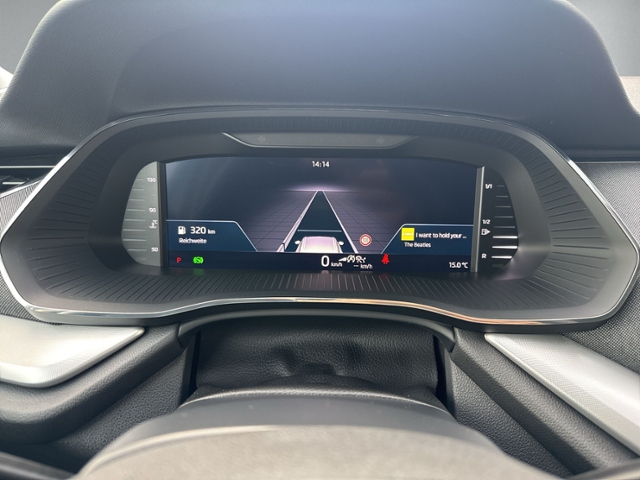 Octavia Combi 2.0 TDI DSG STYLE STDHZ+AHK+NAVI.+