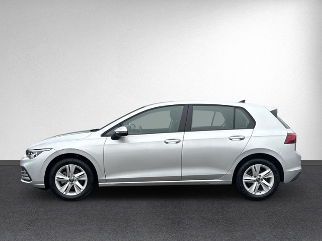 Golf VIII 2.0 TDI DSG LED+NAVI+ACC+EINPARKH+SHZ+