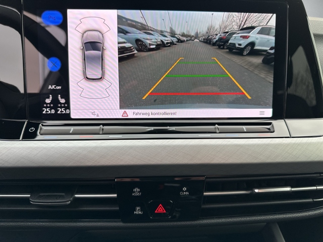 Golf VIII 2.0 TDI DSG LED+NAVI+KAMERA+ACC+SITZH+