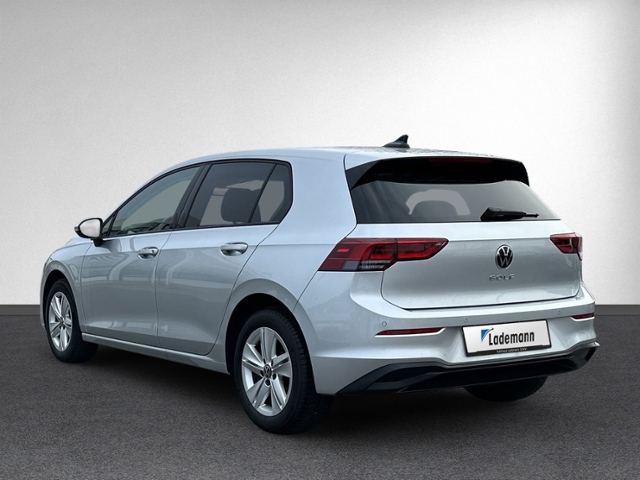 Golf VIII 2.0 TDI DSG LED+NAVI+KAMERA+ACC+SITZH+