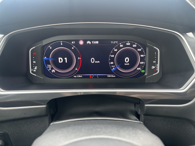 Tiguan 2.0 TDI DSG AHK+LED+NAVI+HEAD-UP+ACC+SIHZ