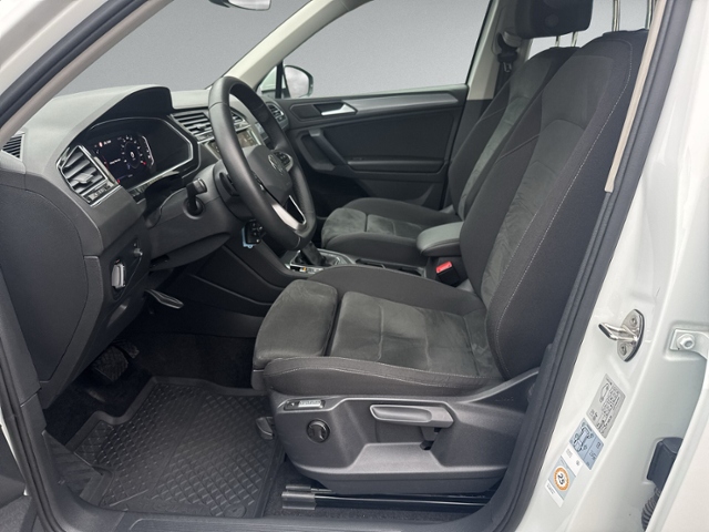 Tiguan 2.0 TDI DSG AHK+LED+NAVI+HEAD-UP+ACC+SIHZ