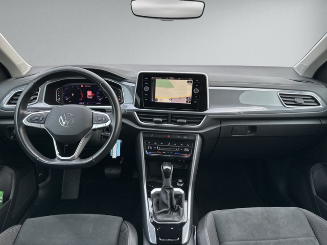 T-Roc 2.0 TDI DSG STYLE AHK+RFK+IQ.LIGHT+ACC+SHZ