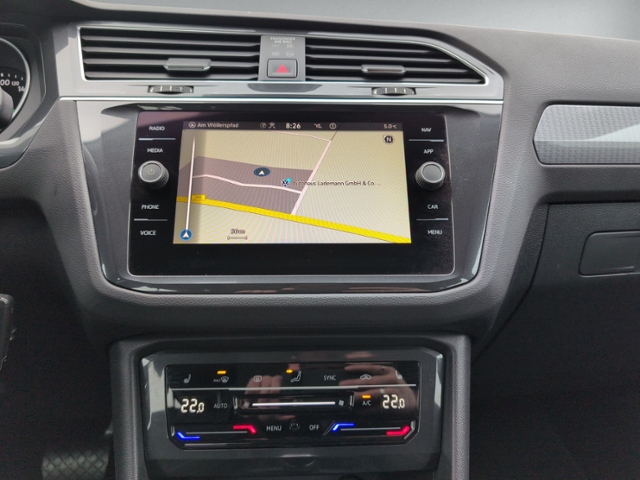 Tiguan 2.0 TDI DSG LED+NAVI+ACC+EINPARKH.+SITZH+
