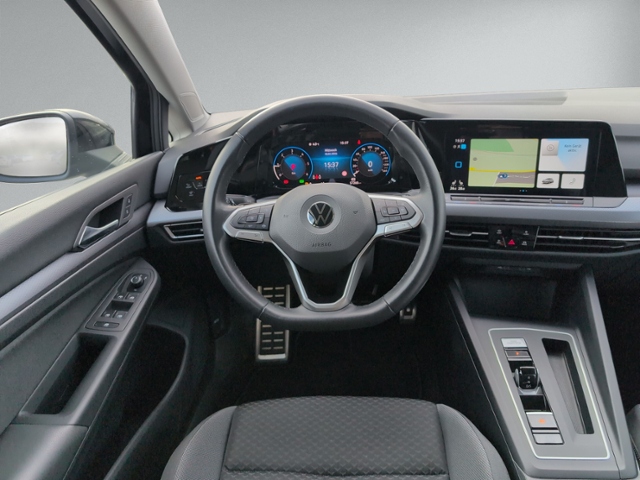 Golf VIII 2.0 TDI DSG ACTIVE AHK+LED+NAVI+RFK+SH