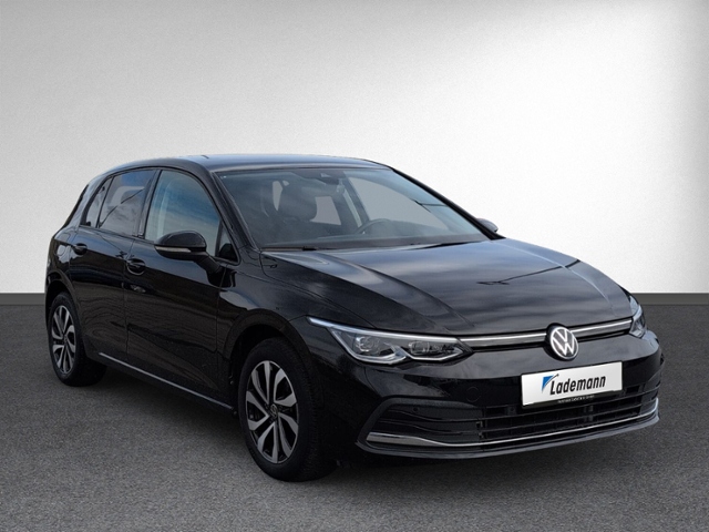 Golf VIII 2.0 TDI DSG ACTIVE AHK+LED+NAVI+RFK+SH