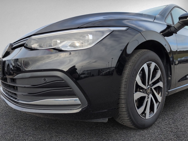 Golf VIII 2.0 TDI DSG ACTIVE AHK+LED+NAVI+RFK+SH