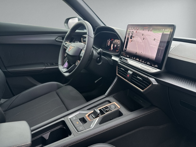 Formentor 1.5 eTSI DSG AHK+LED+NAVI.+ACC+KAMERA+