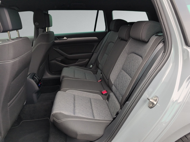 Passat Variant 2.0 TDI DSG AHK+KAMERA+ACC+NAVI.+