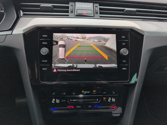 Passat Variant 2.0 TDI DSG AHK+KAMERA+ACC+NAVI.+