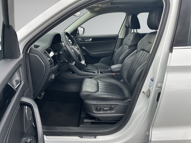 Kodiaq 2.0 TDI L&K 4x4 LED+NAVI+PANO+AHK+360°-KA