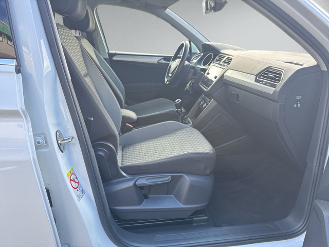 Tiguan 1.4 TSI Comfortline EINPAKRHILFE+SITZHEIZ