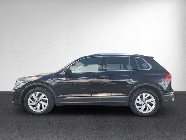 Tiguan 2.0 TDI DSG ELEGANCE PANO+IQ.LIGHT+KAMERA