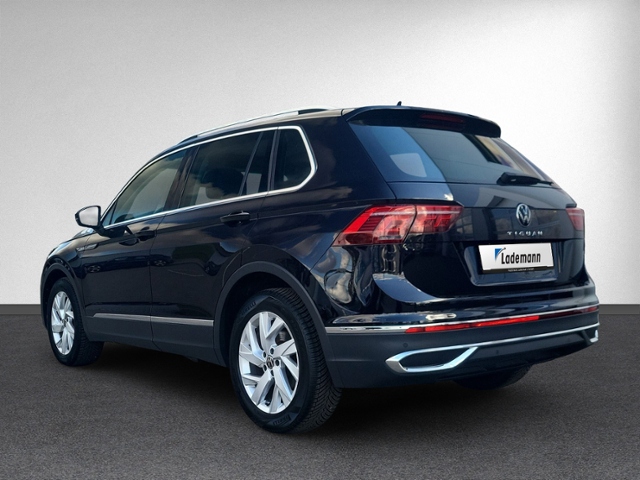 Tiguan 2.0 TDI DSG ELEGANCE PANO+IQ.LIGHT+KAMERA