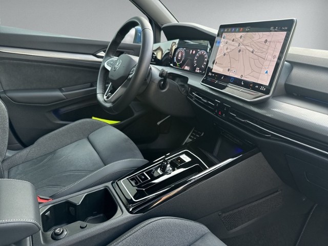 Golf VIII 1.5 eTSI DSG 50 Jahre PANO+RFK+DCC+ACC