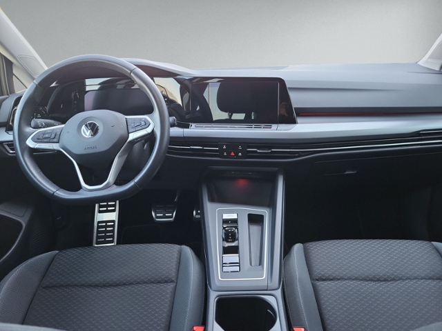 Golf VIII 2.0 TDI DSG ACTIVE LED+ACC+NAVI.+SIHZ+