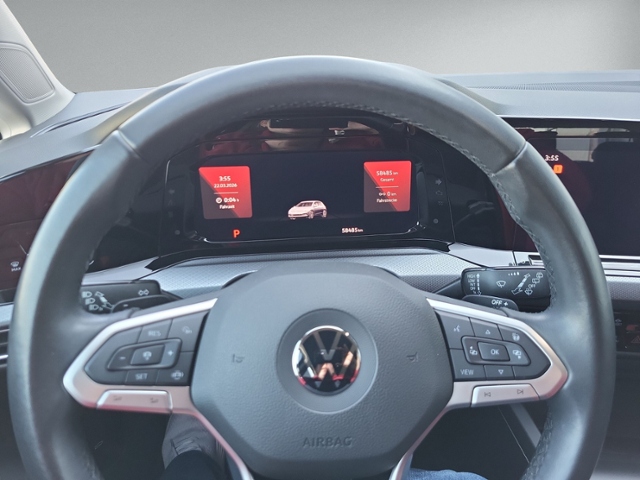 Golf VIII 2.0 TDI DSG ACTIVE LED+ACC+NAVI.+SIHZ+