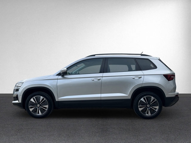 Karoq 1.5 TSI DSG TOUR AHK+RFK+behz.WSS+LED+NAVI