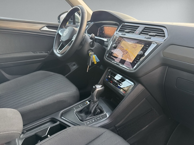 Tiguan Allspace 2.0 TDI DSG LED+NAVI+ACC+KAMERA+