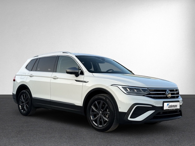 Tiguan Allspace 2.0 TDI DSG LED+NAVI+ACC+KAMERA+