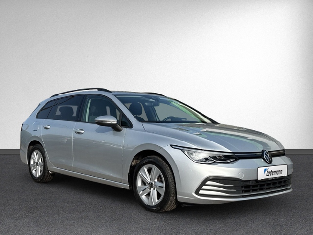 Golf VIII Variant 2.0 TDI DSG LED+NAVI+ACC+SIHZ+