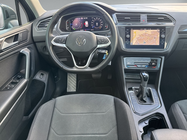 Tiguan 2.0 TDI ELEGANCE PANO+RFK+IQ.LIGHT+eHECK+