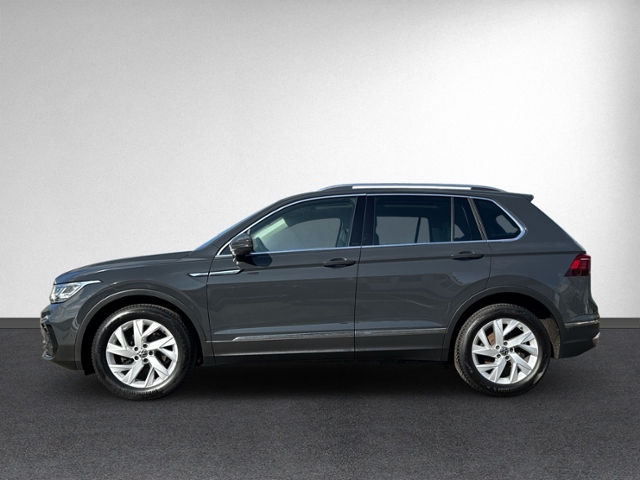 Tiguan 2.0 TDI ELEGANCE PANO+RFK+IQ.LIGHT+eHECK+