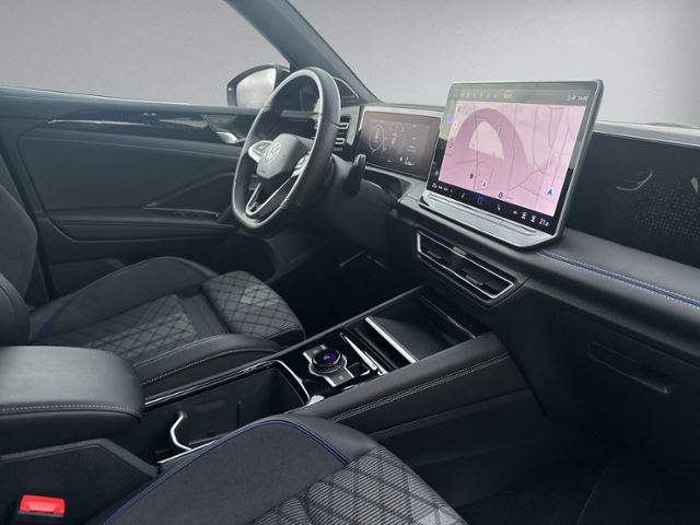 Tiguan 2.0 TDI DSG R-LINE 4MOTION PANO+360°+IQ.L