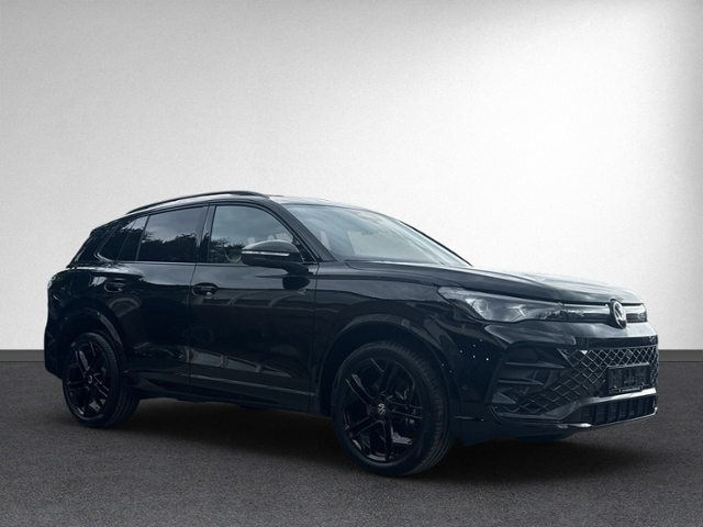 Tiguan 2.0 TDI DSG R-LINE 4MOTION PANO+360°+IQ.L