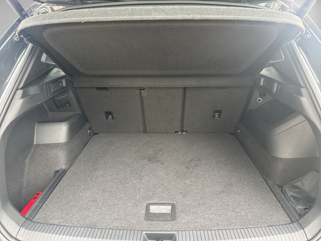 Tiguan 1.5 eTSI DSG R-LINE PANO+360°+IQ.LIGHT+HE