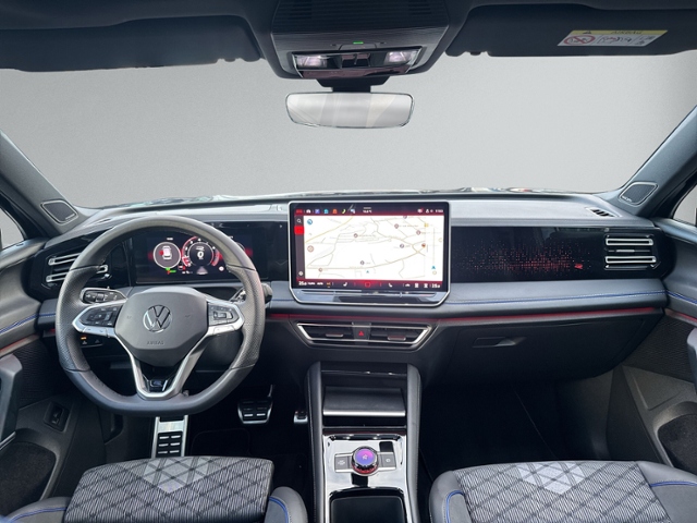 Tiguan 1.5 eTSI DSG R-LINE PANO+360°+IQ.LIGHT+HE