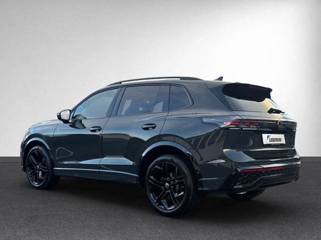 Tiguan 1.5 eTSI DSG R-LINE PANO+360°+IQ.LIGHT+HE