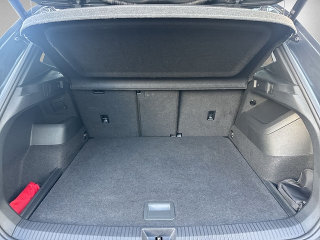 Tiguan 1.5 eTSI DSG R-LINE PANO+360°+IQ.LIGHT+HE