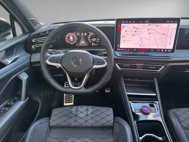 Tiguan 2.0 TDI DSG R-LINE 4MOTION PANO+360°+IQ.L