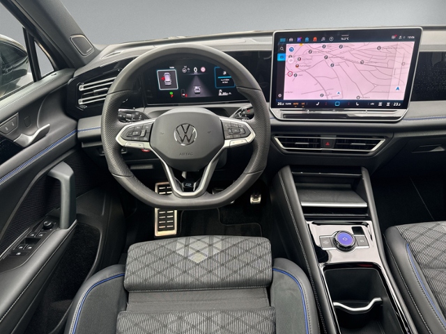 Tiguan 2.0 TDI DSG R-LINE 4MOTION PANO+360°+IQ.L