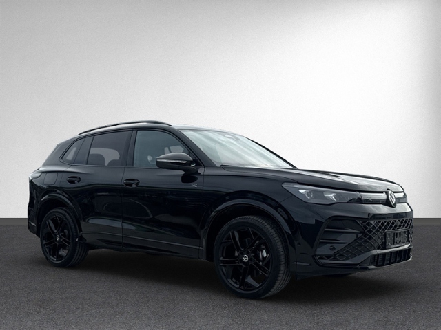 Tiguan 2.0 TDI DSG R-LINE 4MOTION PANO+360°+IQ.L