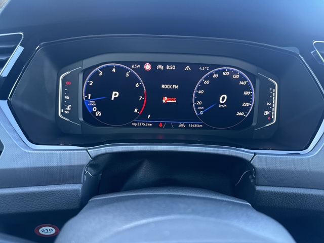 Touran 1.5 TSI DSG H-LINE PANO+7-SITZE+RFK+NAVI+